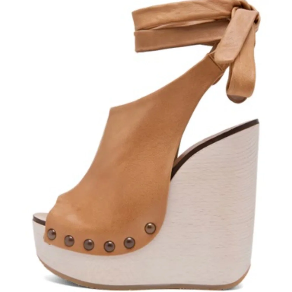 Chloe Tan Leather Ankle-Tie Platform Wedges